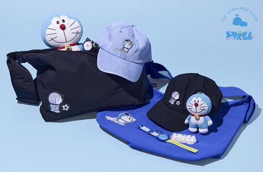 『THE DORAEMON STORE』オリジナルのソフトショルダーバッグ、刺繍キャップ、腕時計が新登場！